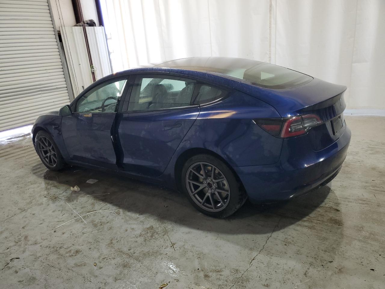 5YJ3E1EB3NF287986 2022 TESLA MODEL 3 - Image 2