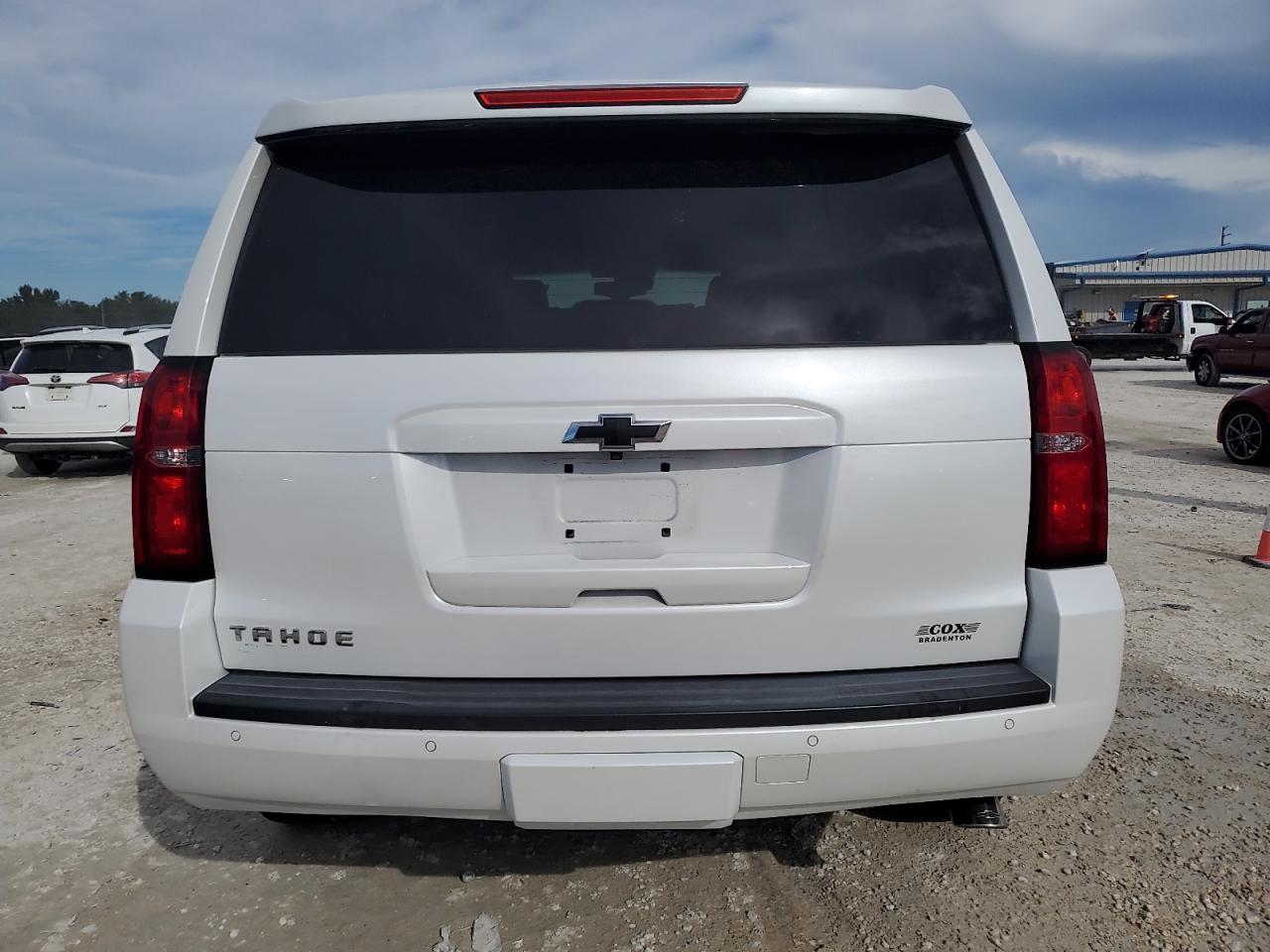 2017 Chevrolet Tahoe C1500 Lt VIN: 1GNSCBKC6HR153161 Lot: 73864284