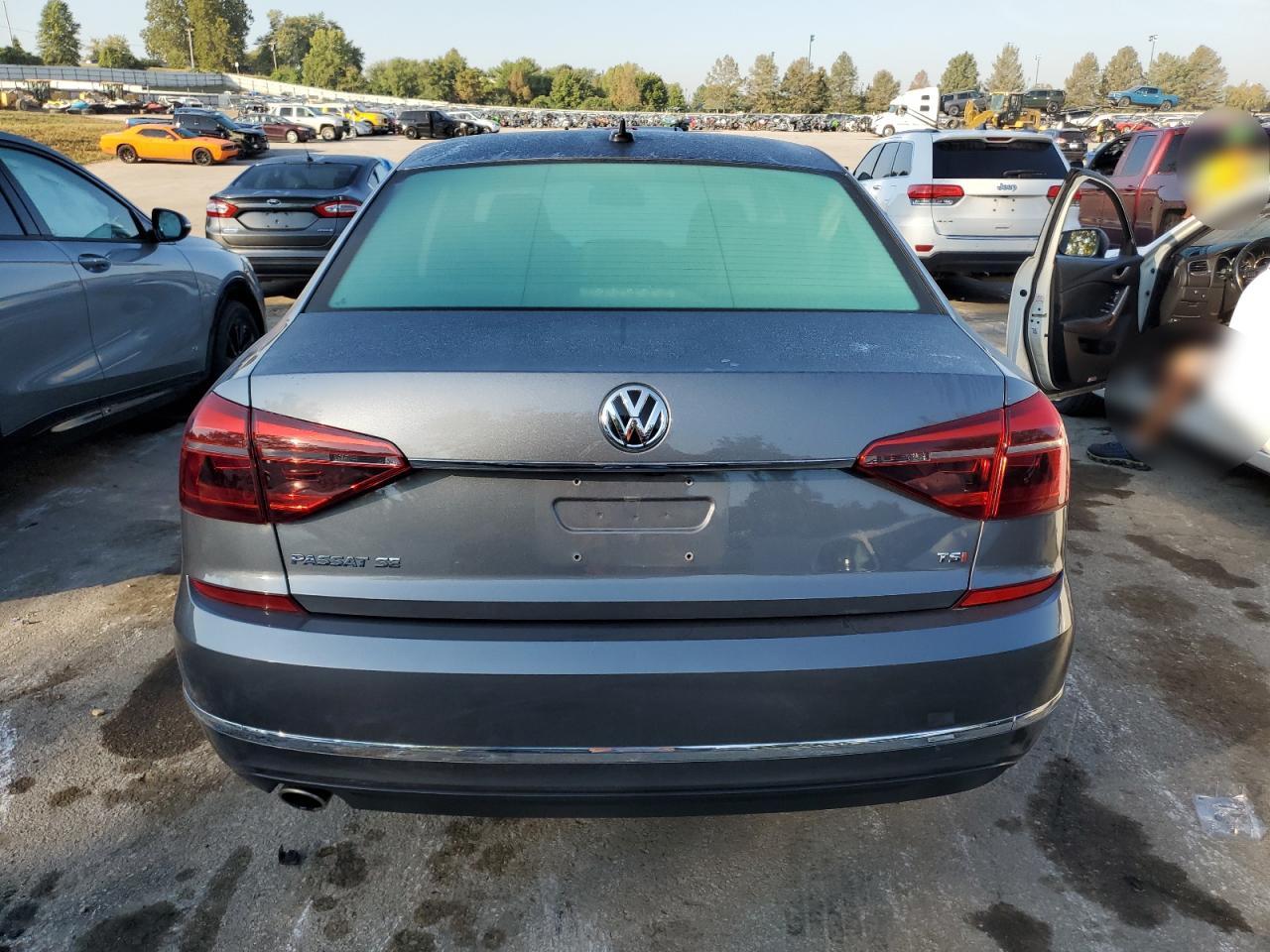 2017 Volkswagen Passat Se VIN: 1VWBT7A37HC005298 Lot: 72133774