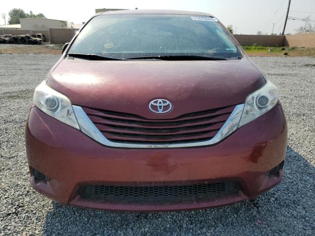  TOYOTA SIENNA 2017 Красный