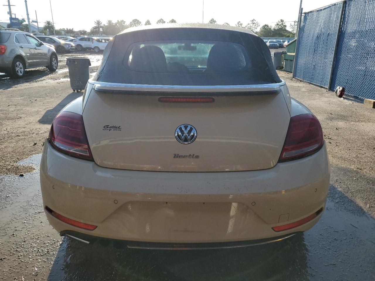 2019 Volkswagen Beetle S VIN: 3VW5DAAT5KM509619 Lot: 73826884