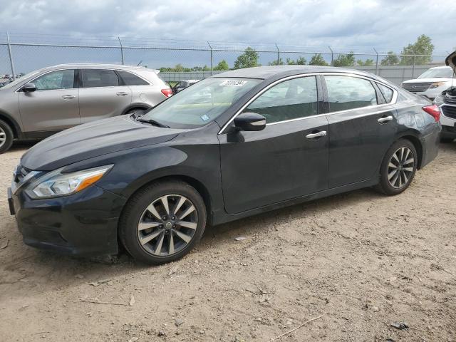  NISSAN ALTIMA 2017 Czarny