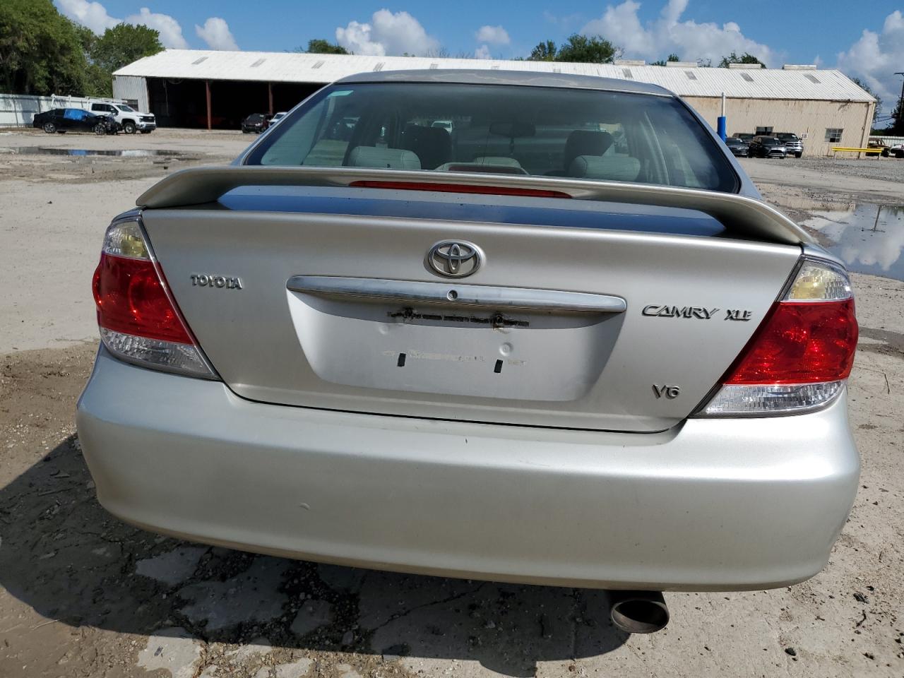 4T1BF30K95U600053 2005 Toyota Camry Le