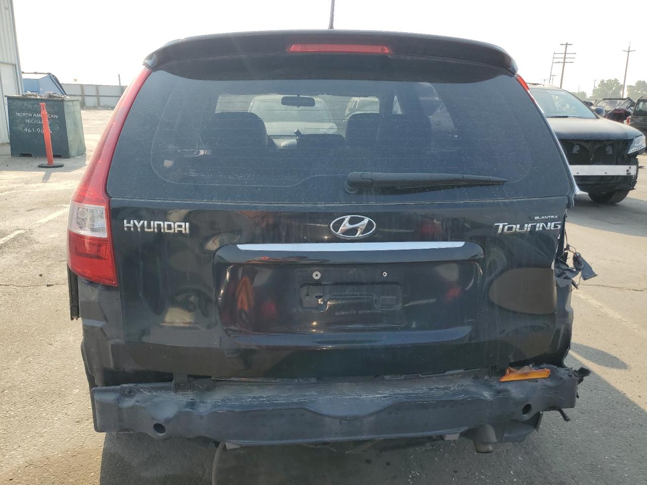 KMHDB8AE9BU102604 2011 Hyundai Elantra Touring Gls