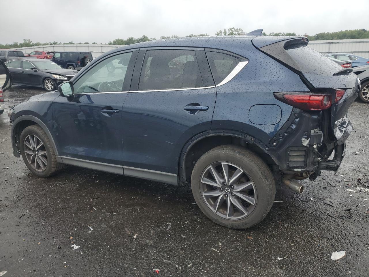 JM3KFBDMXJ0442213 2018 MAZDA CX-5 - Image 2