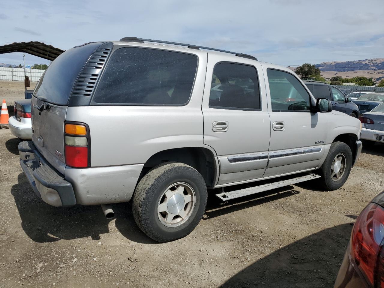 2004 GMC Yukon VIN: 1GKEC13V64J233654 Lot: 72203424