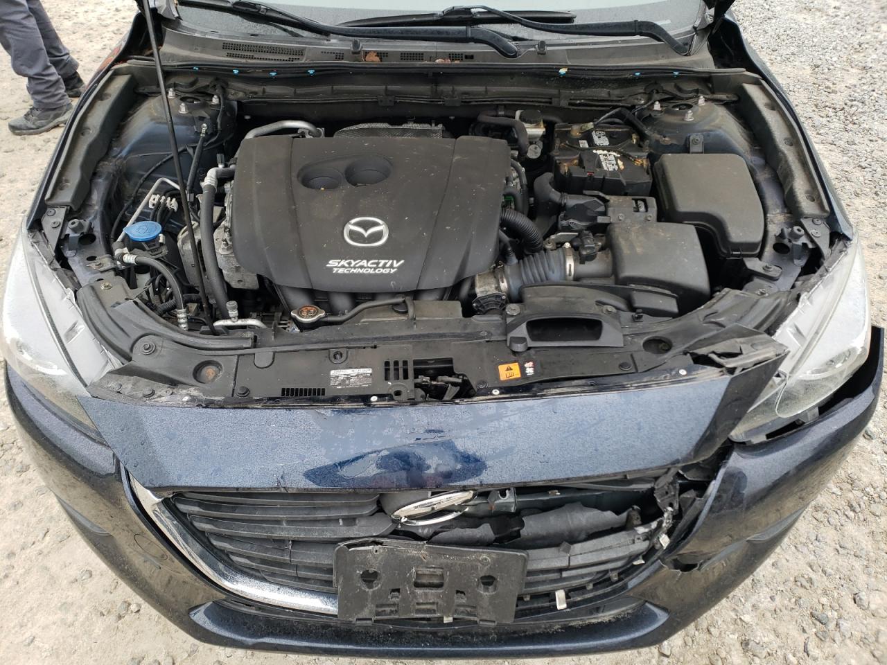 3MZBN1V32JM174358 2018 Mazda 3 Touring