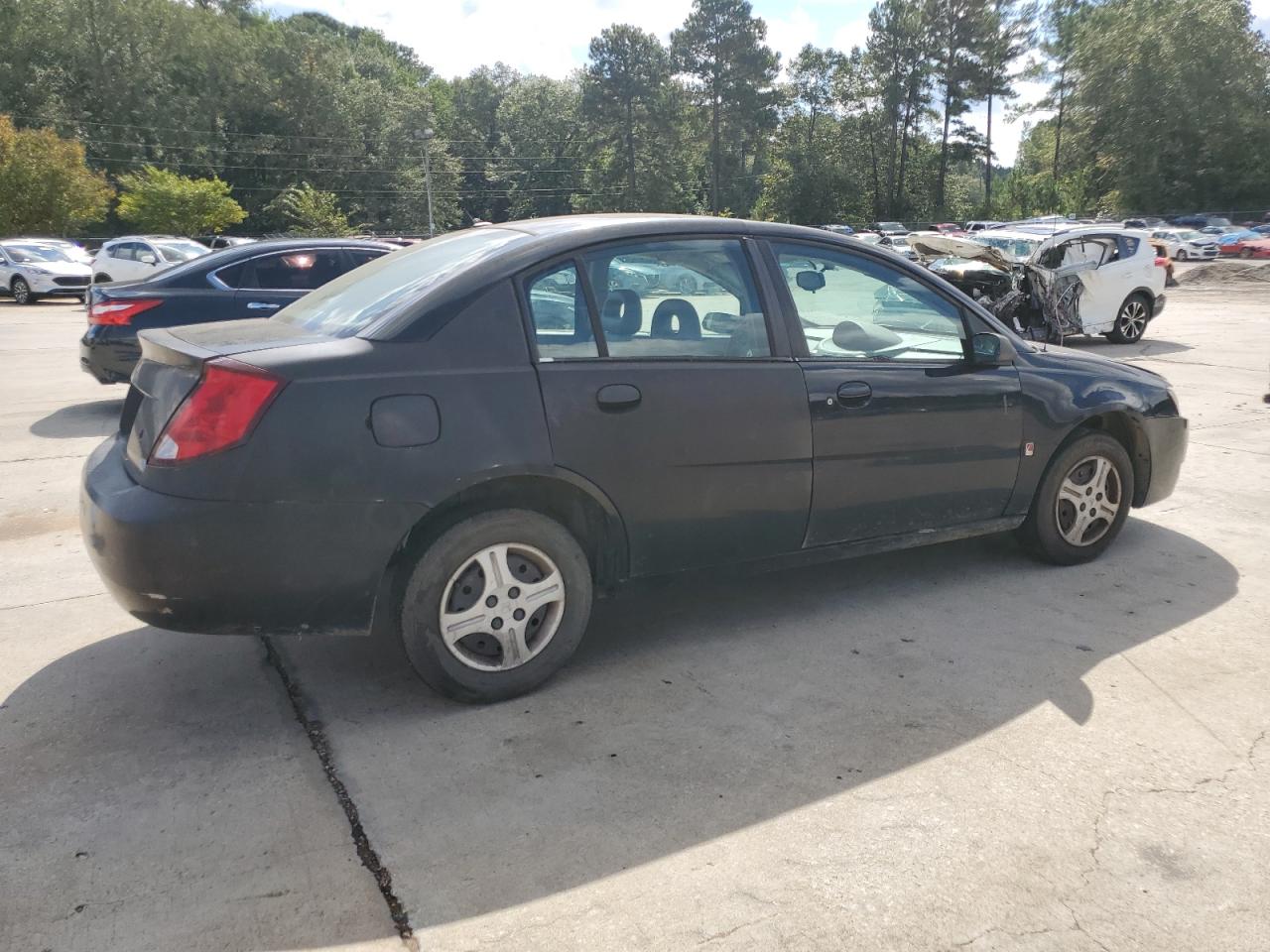 2006 Saturn ION - Image 3