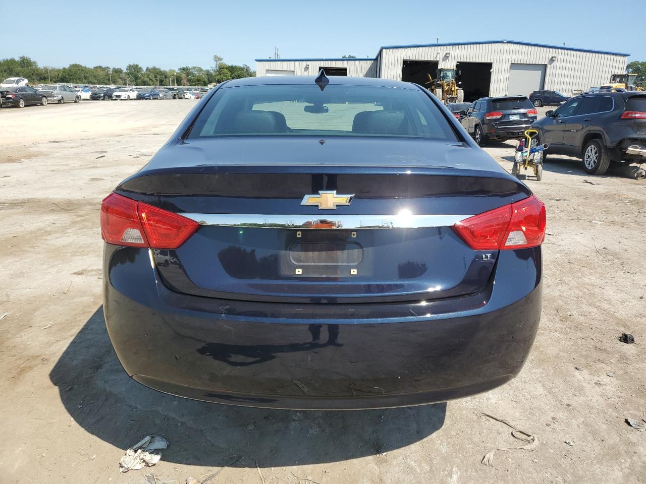 2018 Chevrolet Impala Lt VIN: 2G1105SA7J9103827 Lot: 70847004