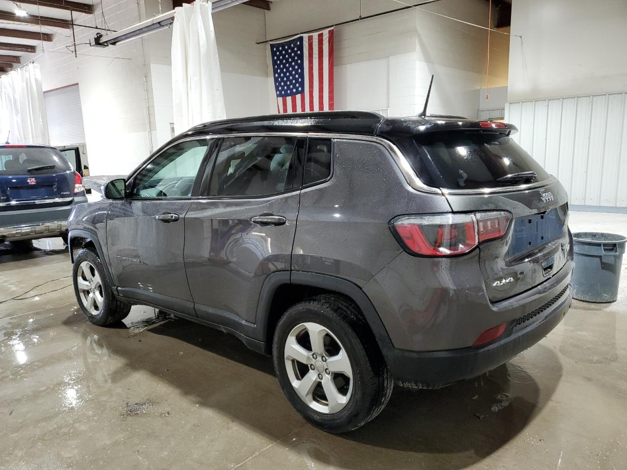 2018 Jeep Compass - Image 2