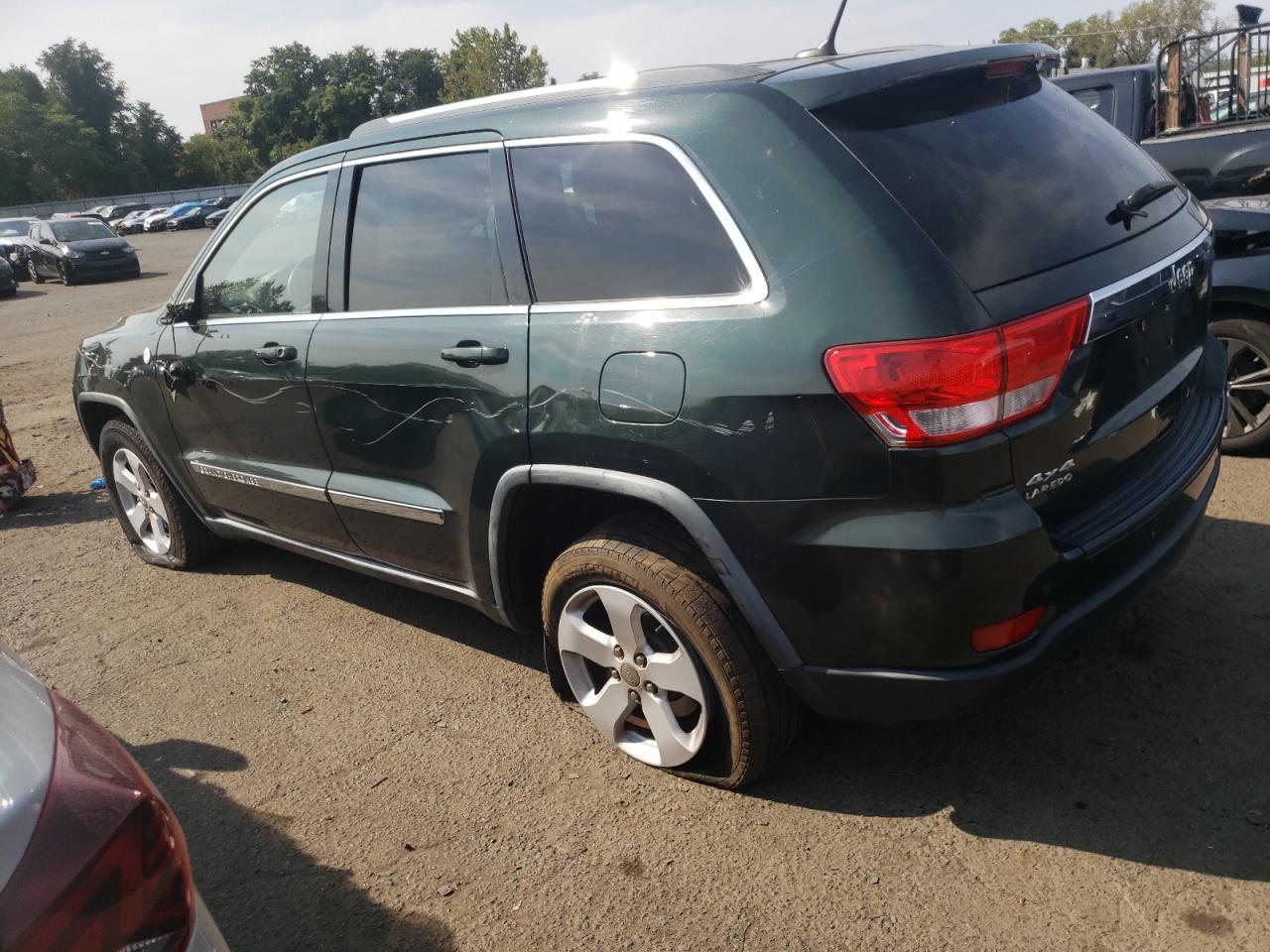 2011 Jeep Grand Cherokee - Image 2