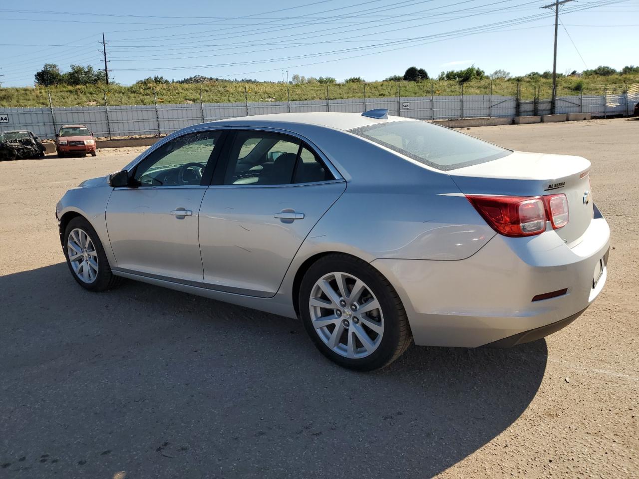 1G11D5SL1FF114911 2015 CHEVROLET MALIBU - Image 2