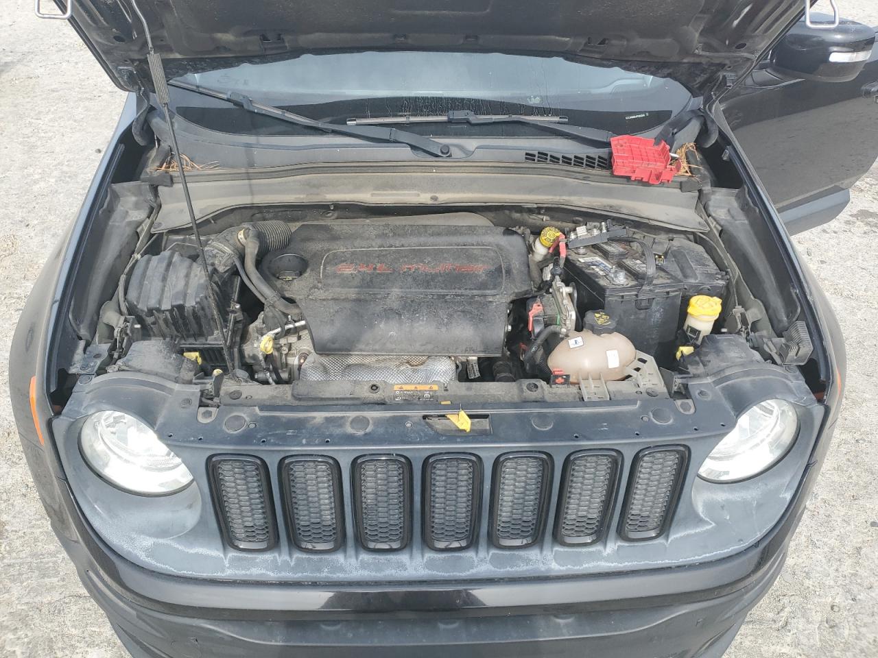 ZACCJABB6JPH05685 2018 Jeep Renegade Latitude