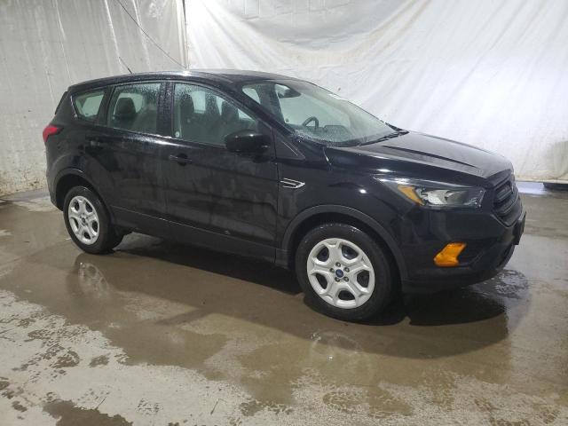  FORD ESCAPE 2019 Czarny