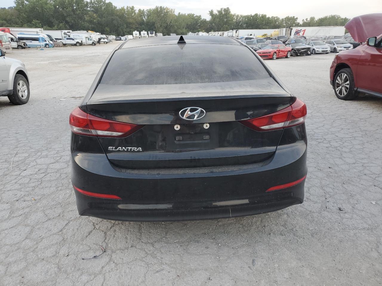 5NPD84LF4HH204042 2017 Hyundai Elantra Se