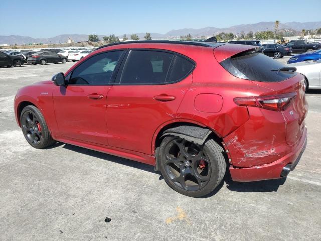 ZASPAKBN0N7D32915 Alfa Romeo Stelvio TI 2