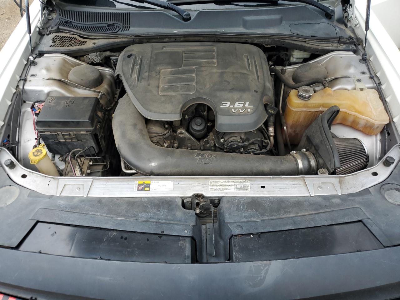 2013 Dodge Challenger - Image 11