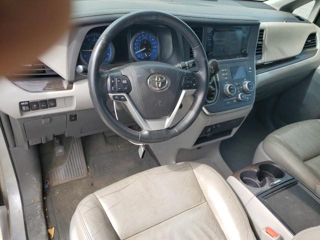  TOYOTA SIENNA 2015 Granatowy