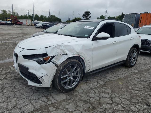 2018 Alfa Romeo Stelvio Ti Sport