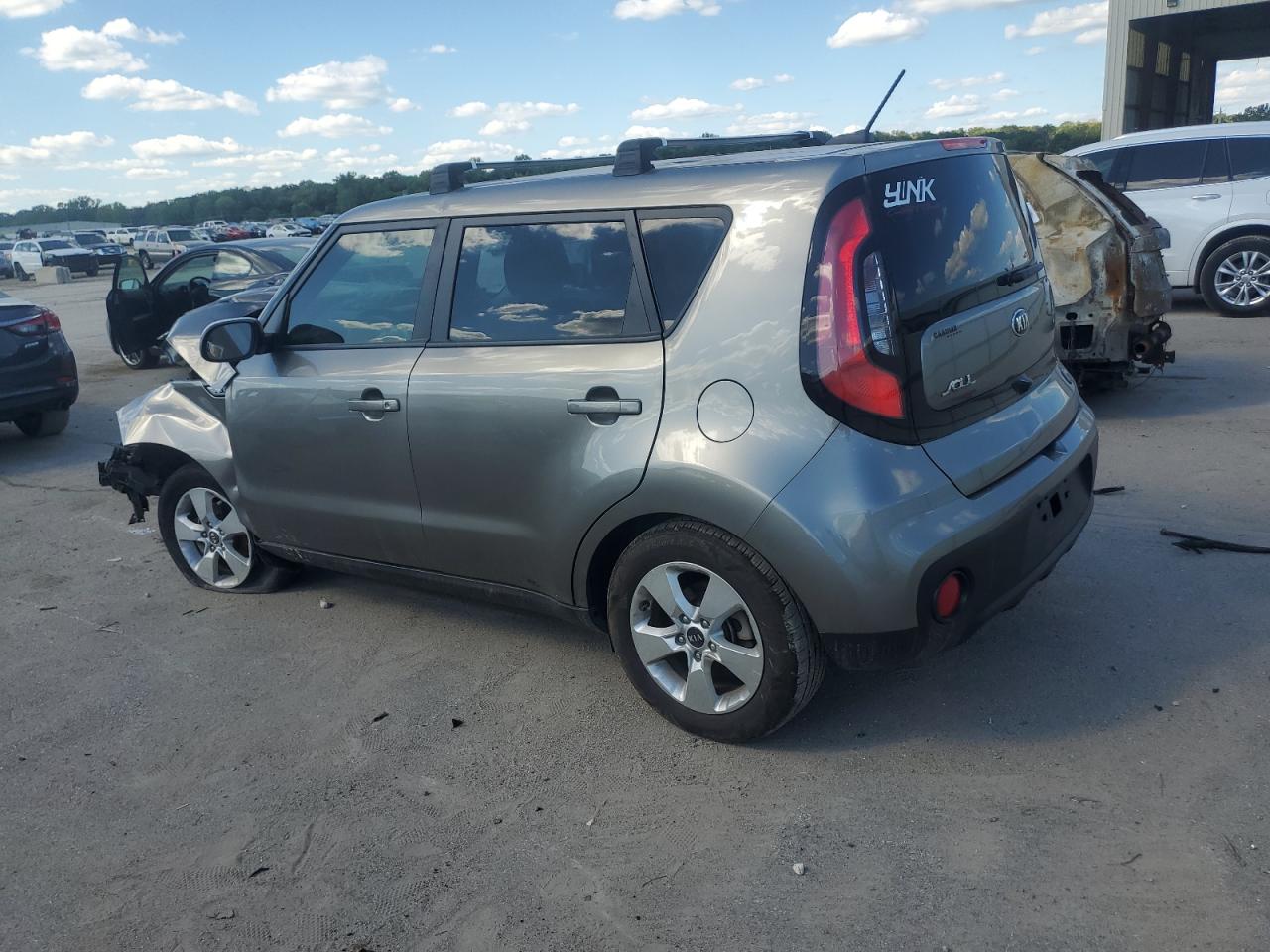 2019 Kia Soul - Image 2