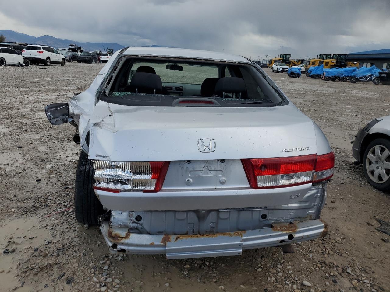 1HGCM56304A169372 2004 Honda Accord Lx