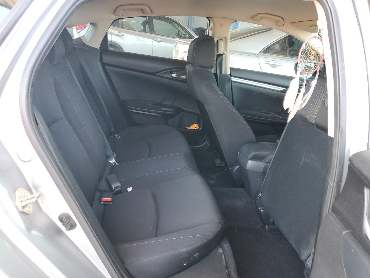 19XFC2F51GE245066 2016 Honda Civic Lx