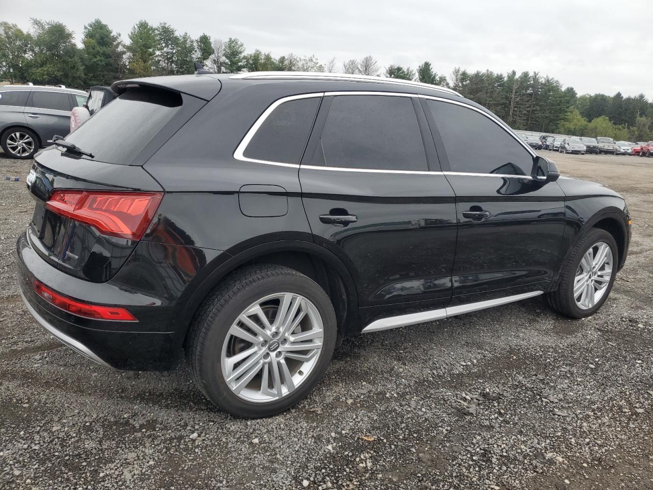 WA1BNAFY1L2069117 2020 Audi Q5 Premium Plus