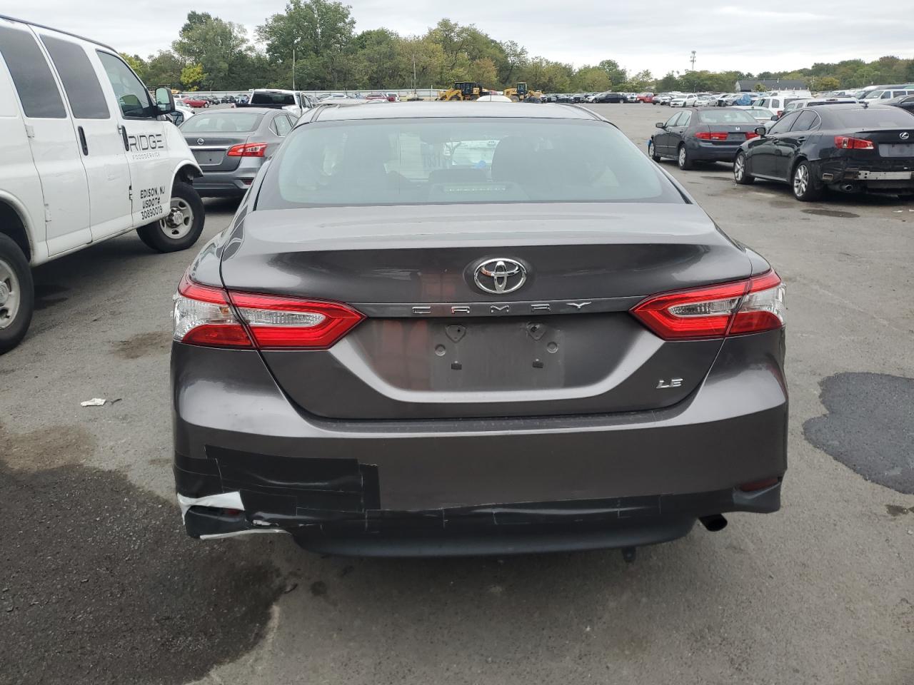 2018 Toyota Camry L VIN: 4T1B11HK4JU651834 Lot: 72679964