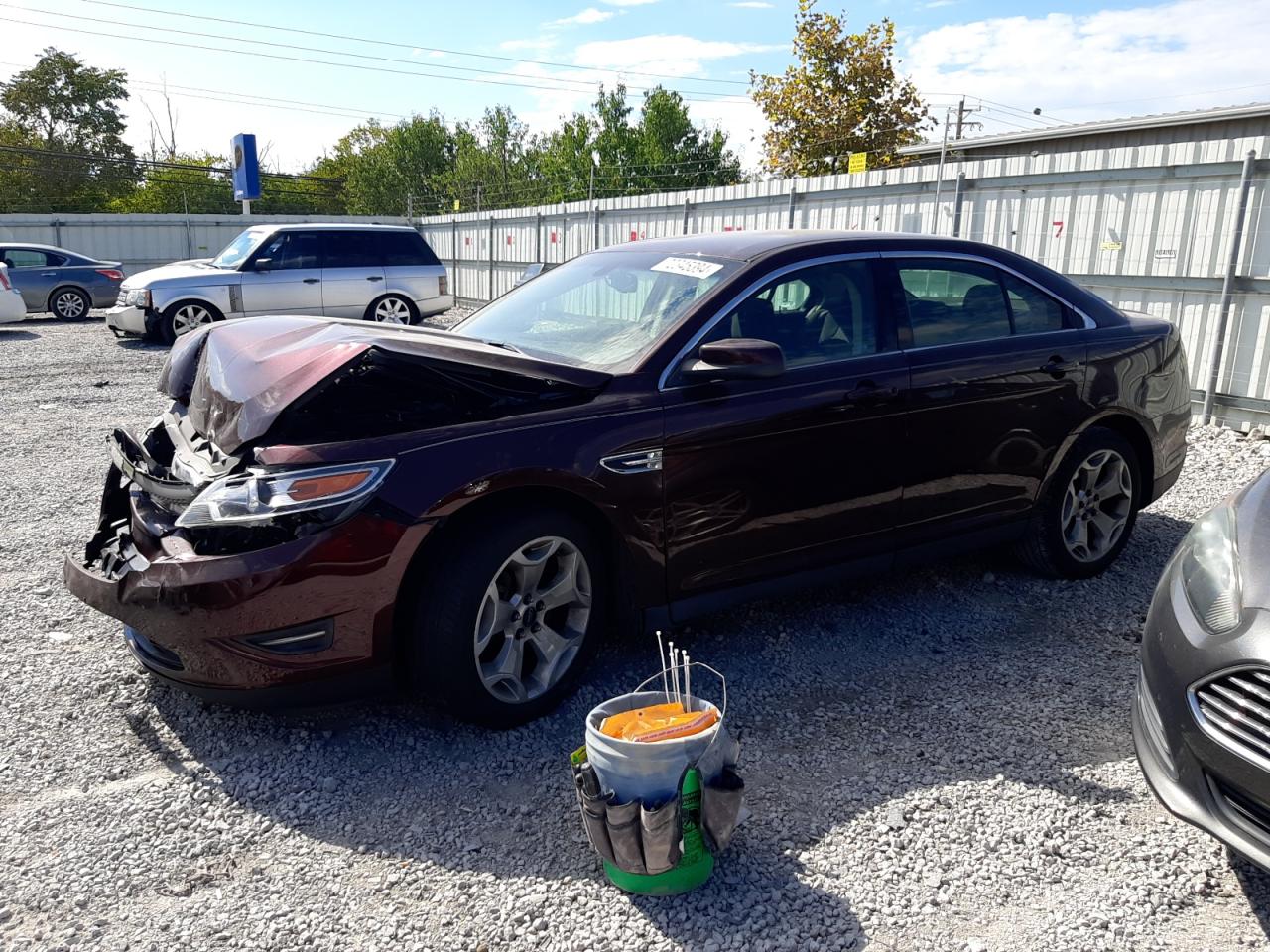 2011 Ford Taurus - Image 1