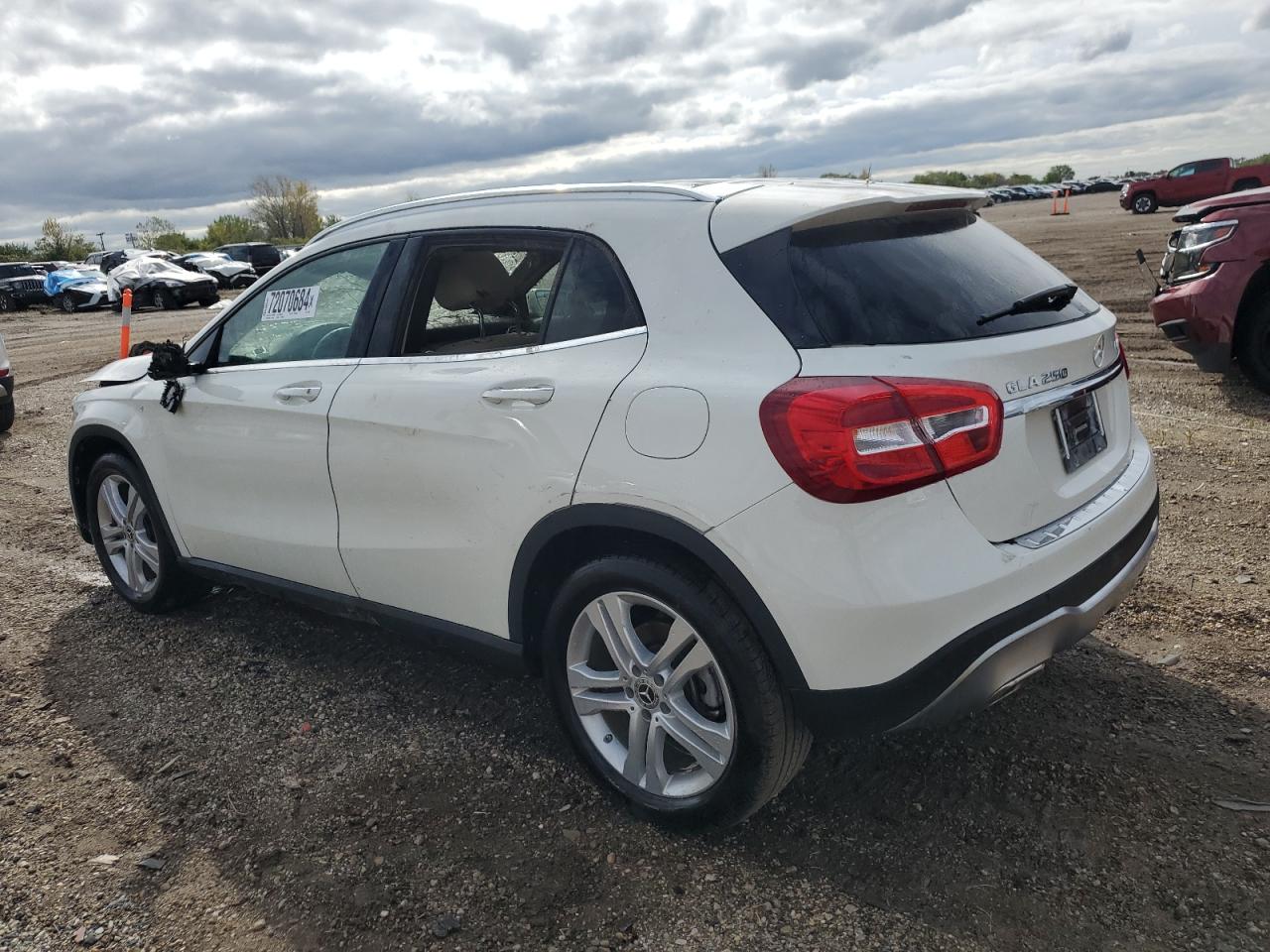 WDCTG4GBXJJ432480 2018 MERCEDES-BENZ GLA CLASS - Image 2