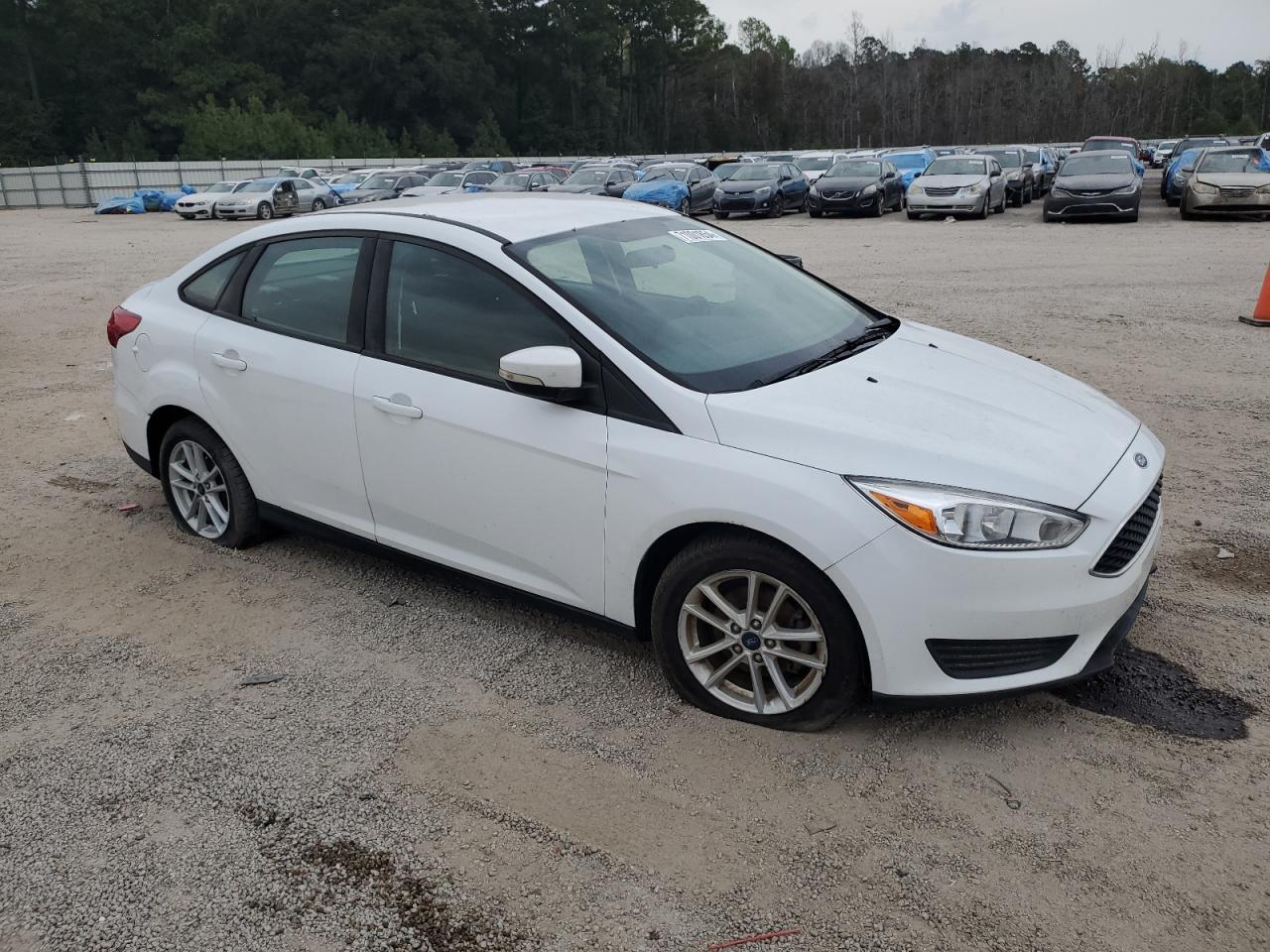 2017 Ford Focus - Image 4