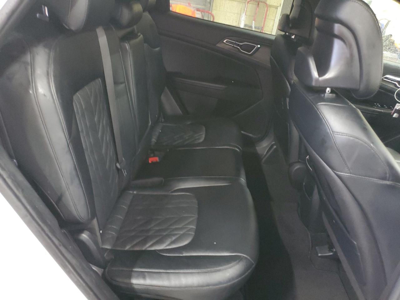 2023 Kia Sportage - Image 10