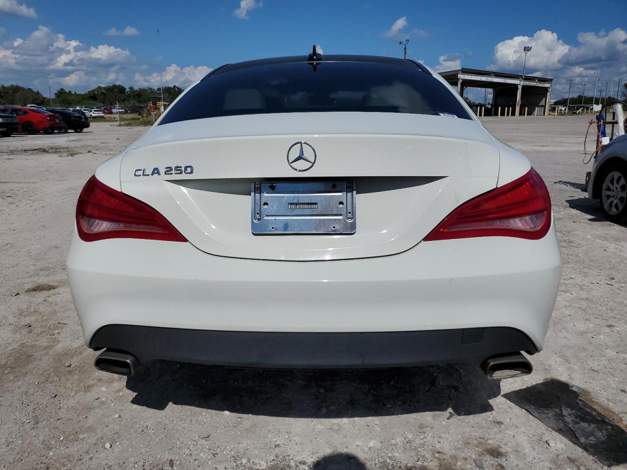 WDDSJ4EB6EN050389 2014 Mercedes-Benz Cla 250