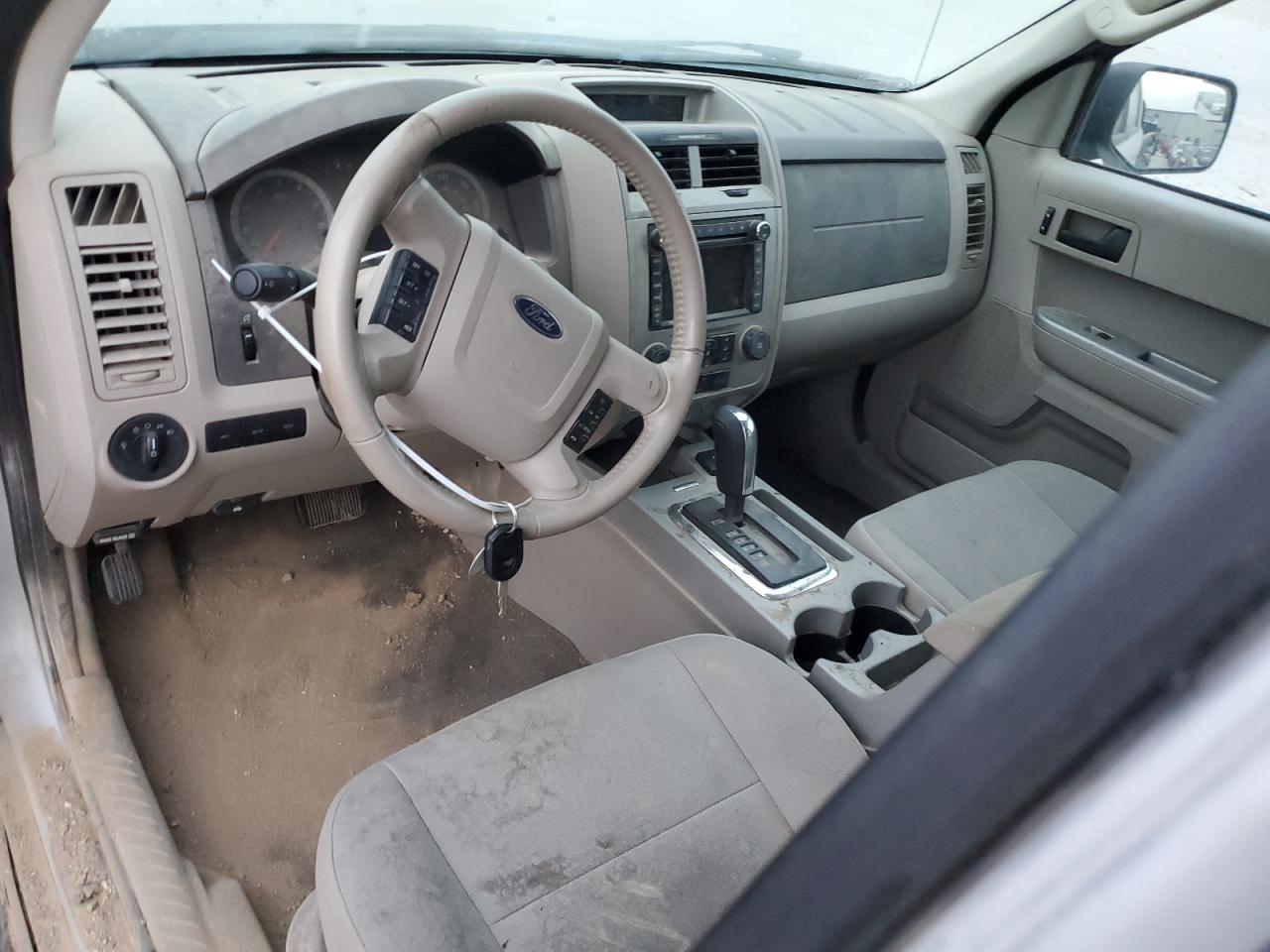 2010 Ford Escape - Image 8