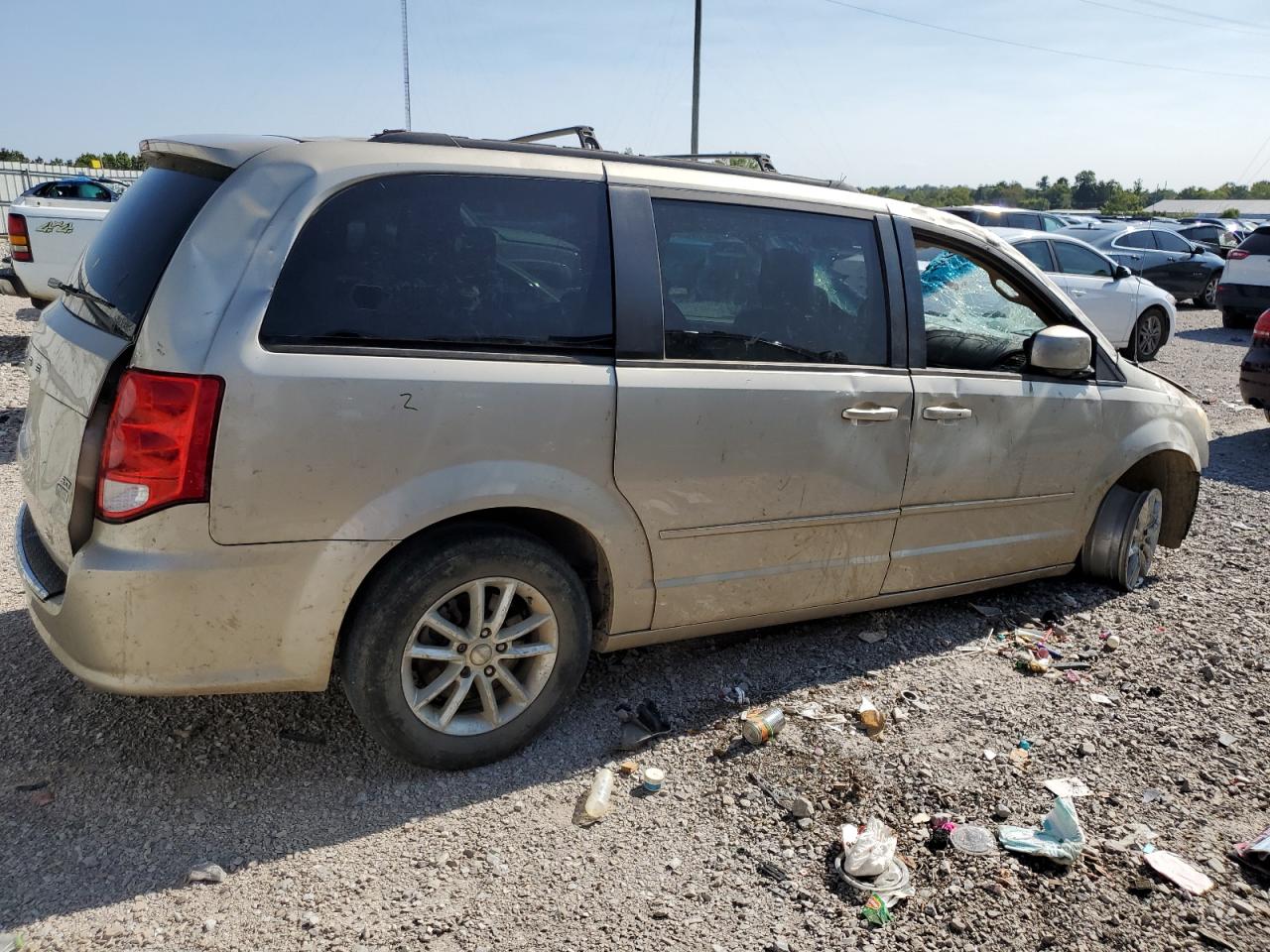 2014 Dodge Caravan - Image 3