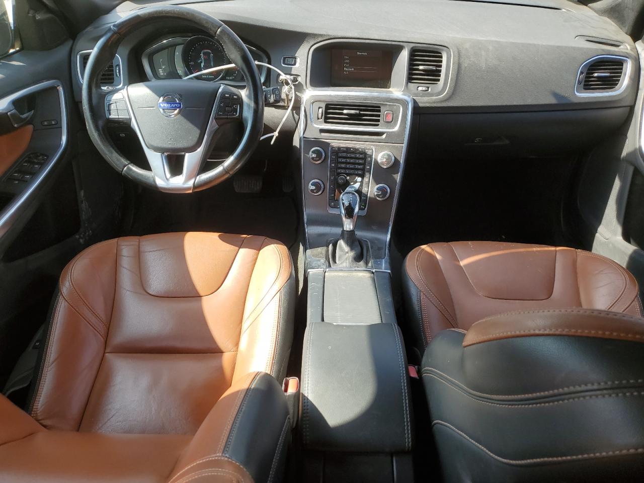 YV140MEK6F1251007 2015 Volvo V60 Premier