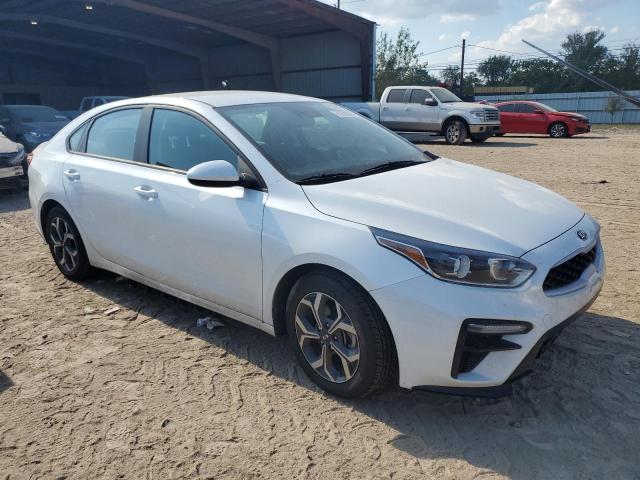 3KPF24AD9ME296081 Kia Forte FE 4