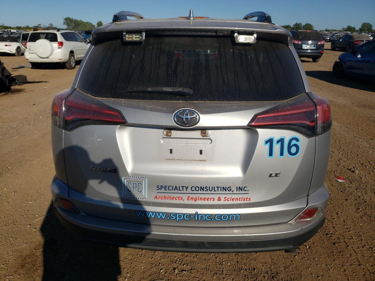 2T3ZFREV3HW360367 2017 Toyota Rav4 Le