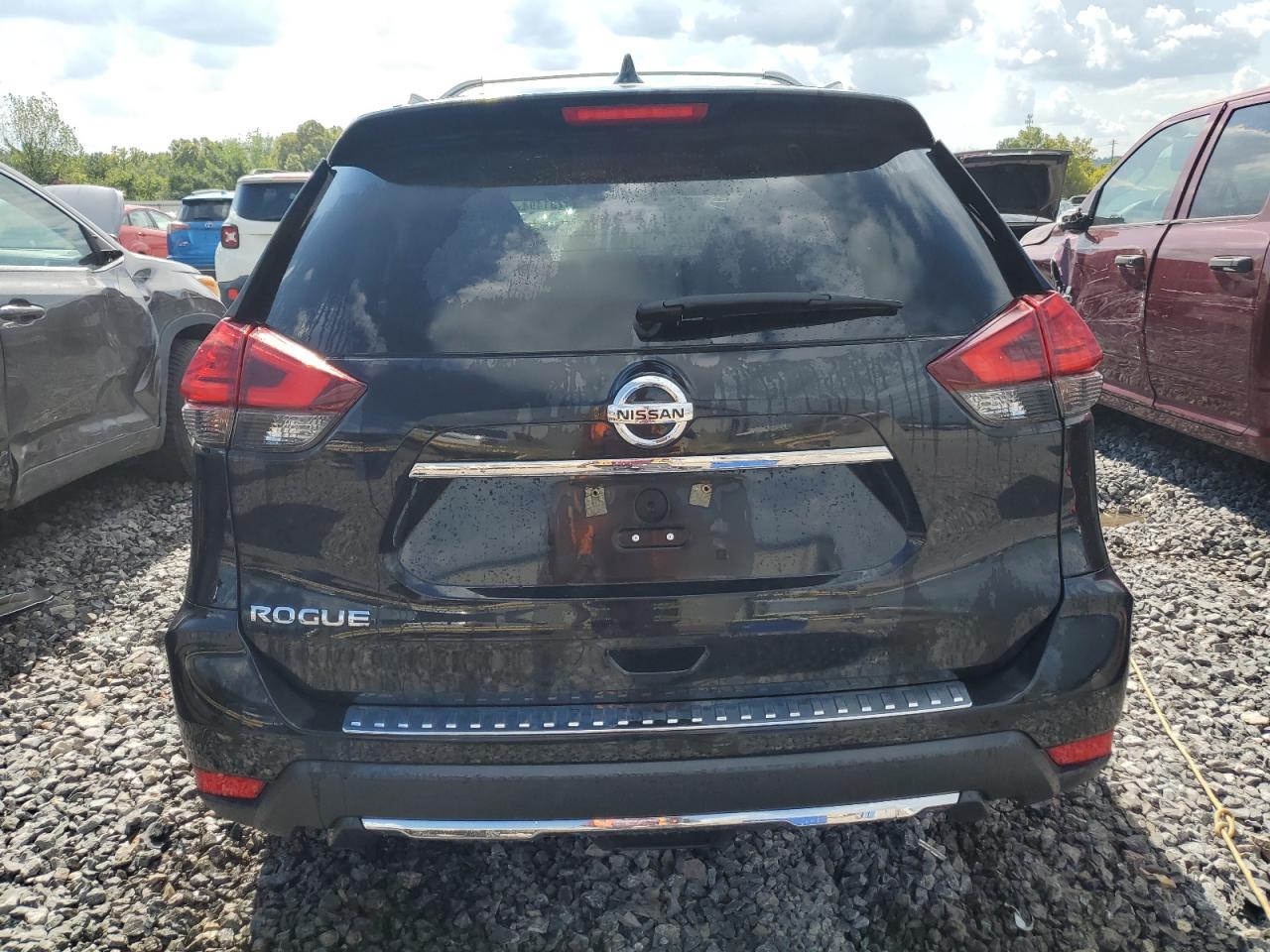 2017 Nissan Rogue S VIN: 5N1AT2MT3HC836760 Lot: 71731494