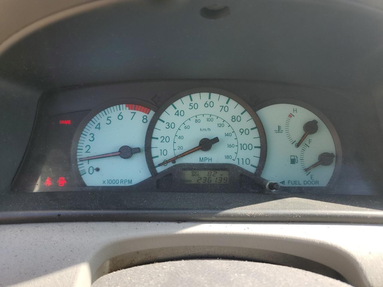 2003 Toyota Corolla - Image 9