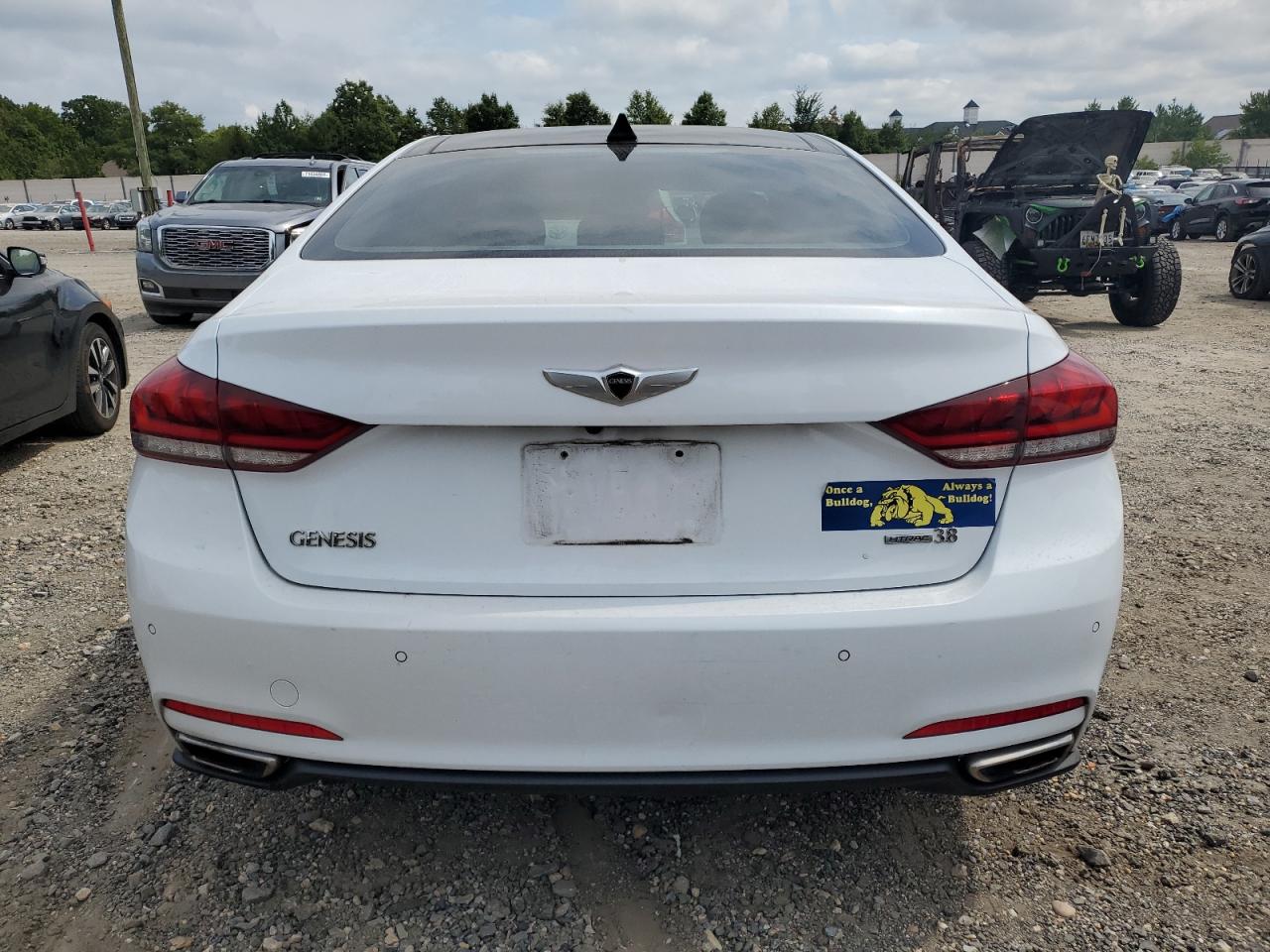 2015 Hyundai Genesis 3.8L VIN: KMHGN4JE4FU021643 Lot: 71634574