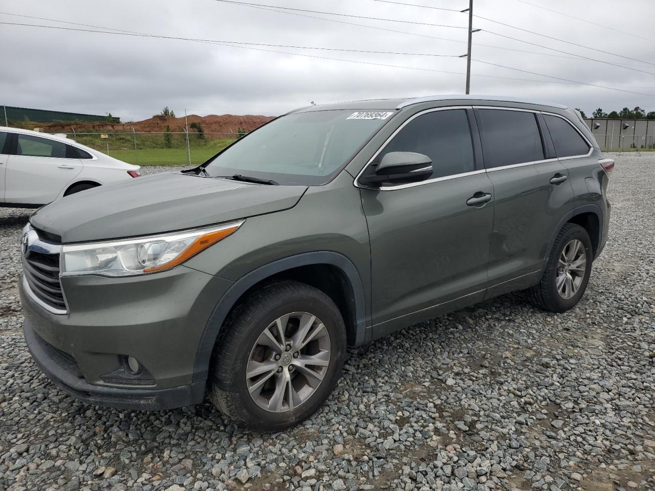 5TDKKRFH3FS046903 2015 TOYOTA HIGHLANDER - Image 1