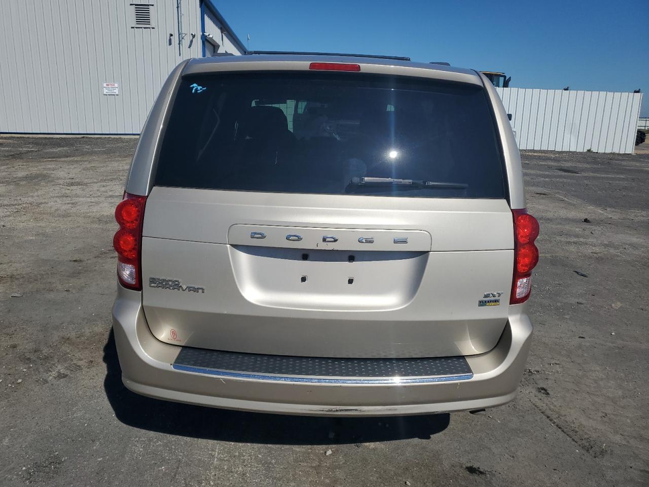 2C4RDGCG7ER429484 2014 Dodge Grand Caravan Sxt