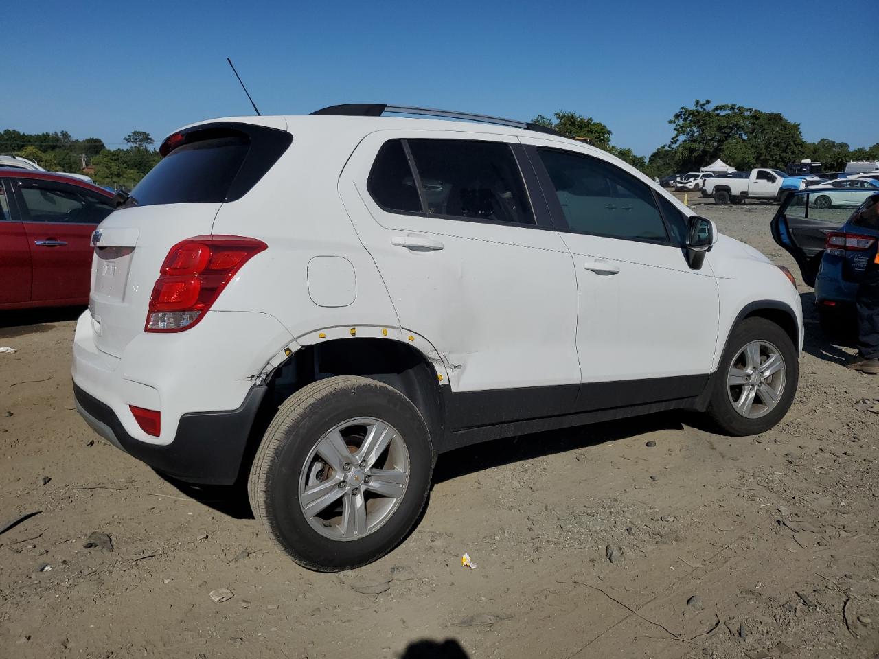 KL7CJPSB9MB319440 CHEVROLET TRAX 2021