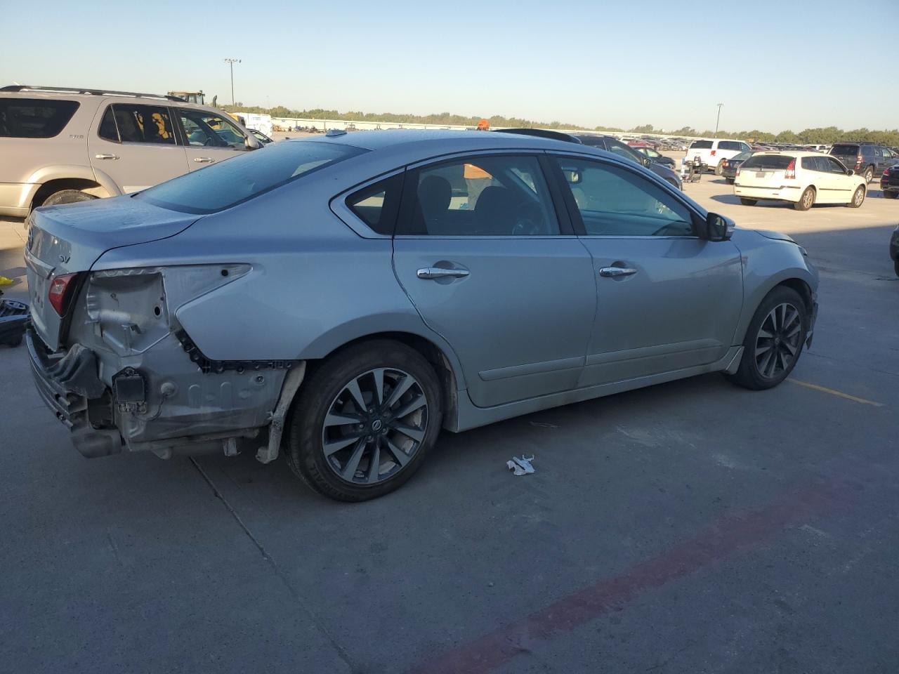 2016 Nissan Altima - Image 3