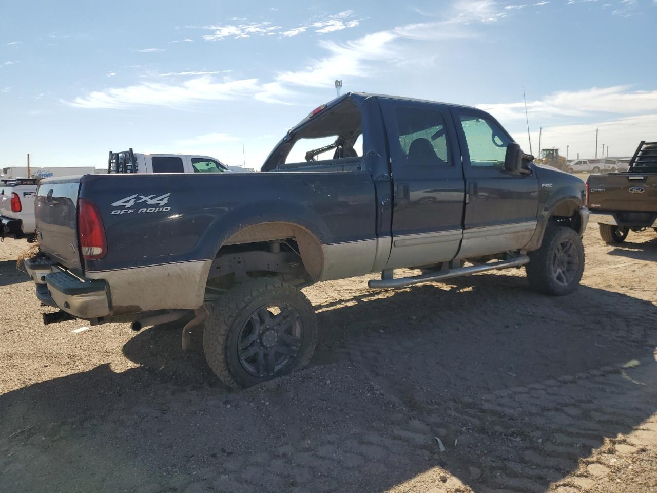2001 Ford F250 - Image 3