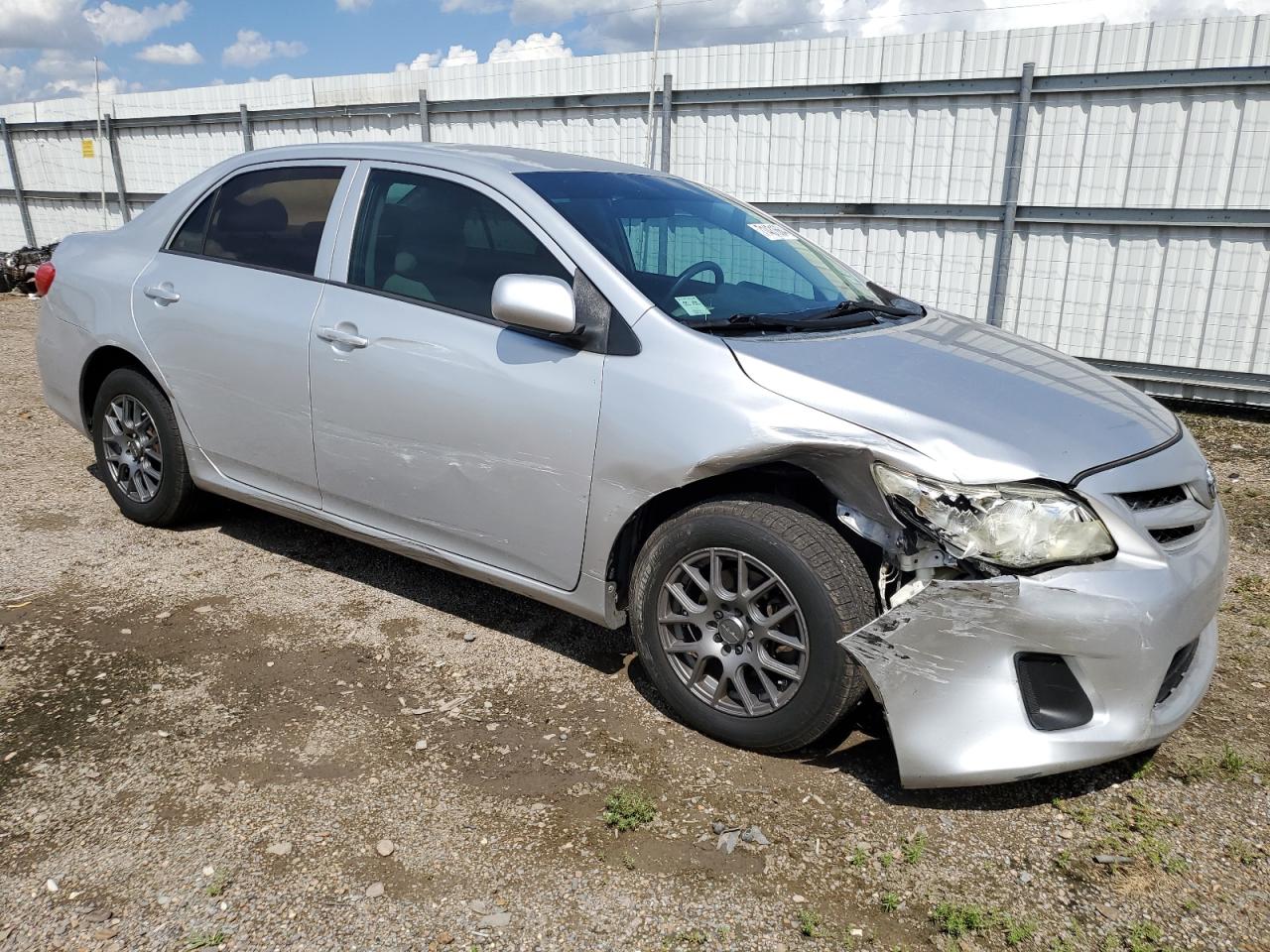 VIN 5YFBU4EE0DP124483 2013 TOYOTA COROLLA no.4