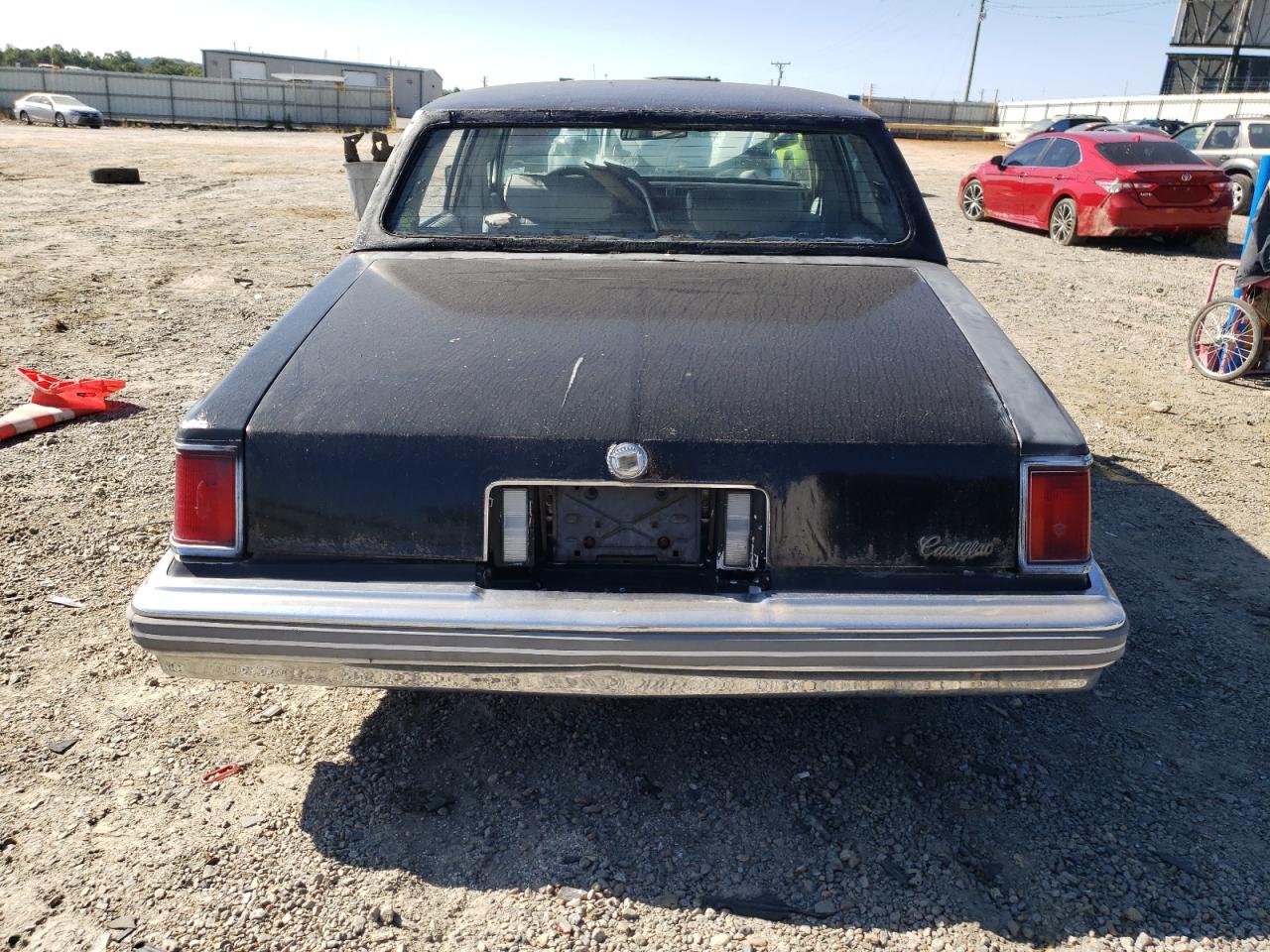 6S69R7Q475708 1977 Cadillac Deville