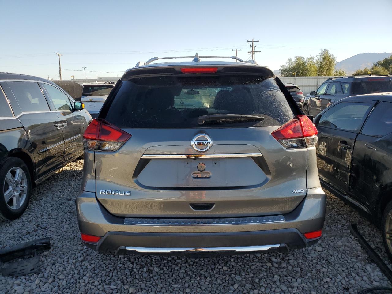 2017 Nissan Rogue S VIN: KNMAT2MV7HP542308 Lot: 72589524