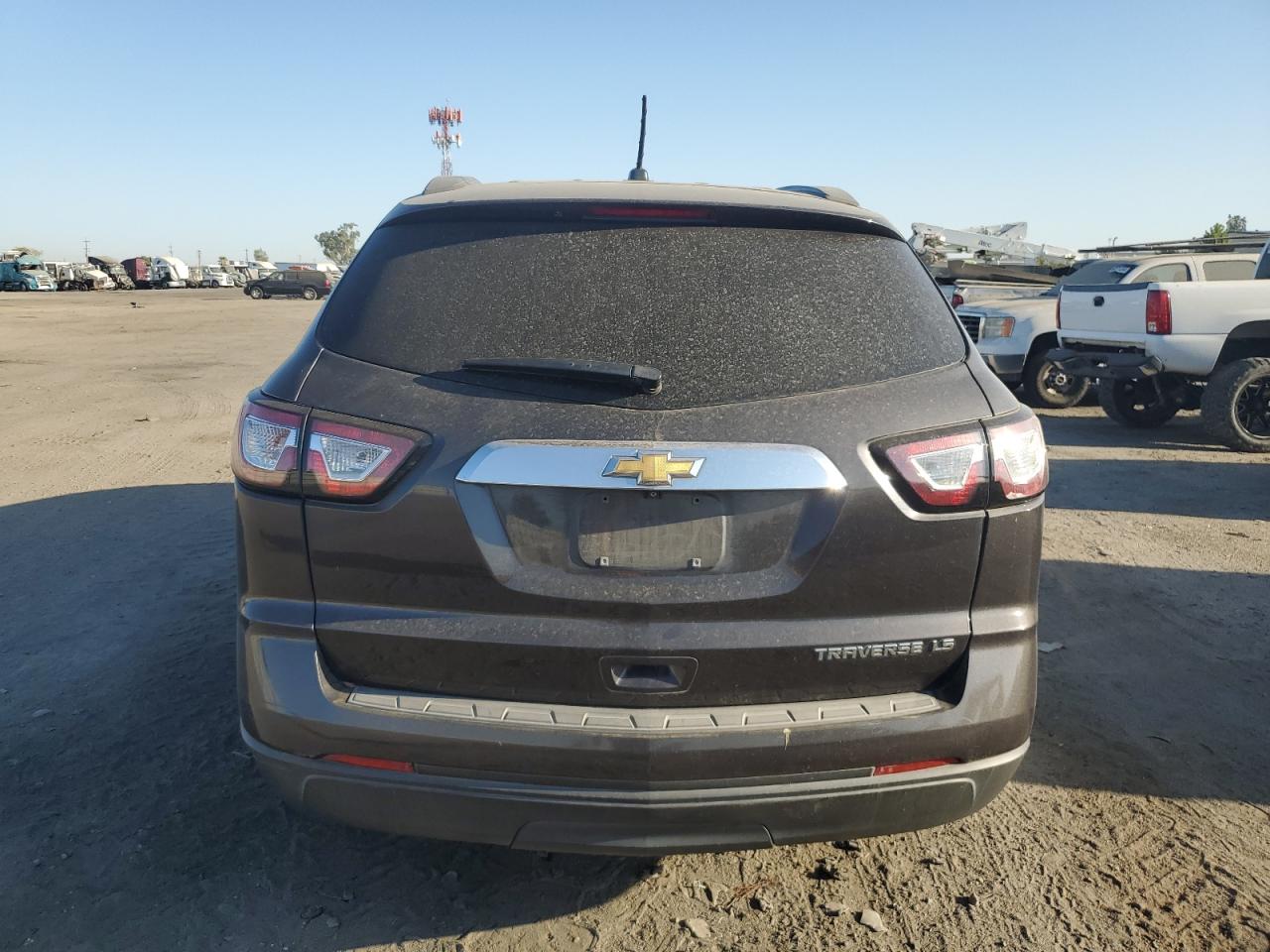 1GNKRFKD4EJ367512 2014 Chevrolet Traverse Ls